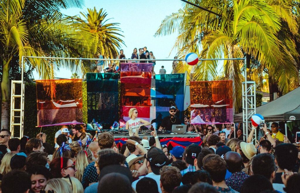 19944328_356753471410065_7173904867725421215_o-1024x683