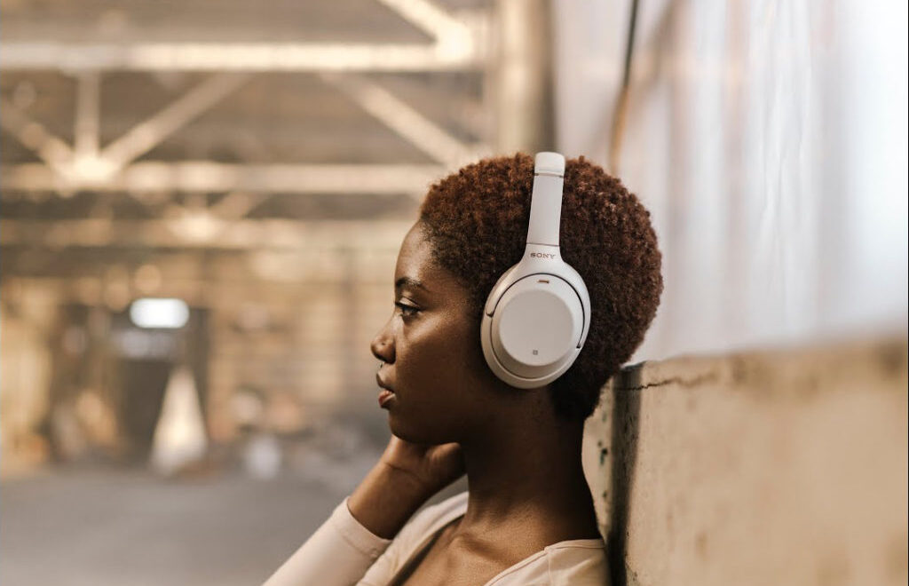 sony-headphones-1024x683